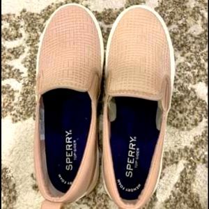 New!  Sperry Crest Twin Gore Rose Dust